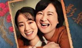 娱乐圈两个人吃瓜的小说,瓜田里的甜蜜邂逅